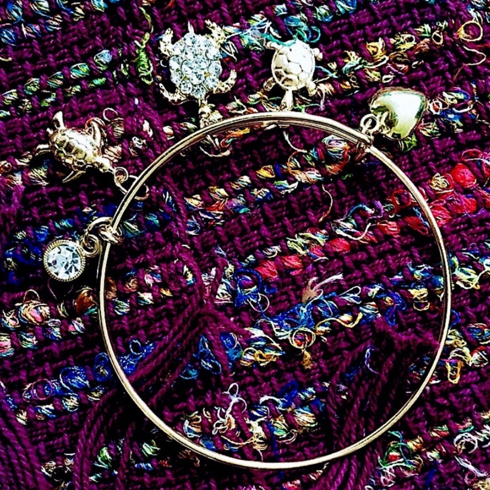 🍒 BOGO 🍒 Gold, Carved, encrusted in Gems Sea Turtle, Heart, Gem Charms & Bangles